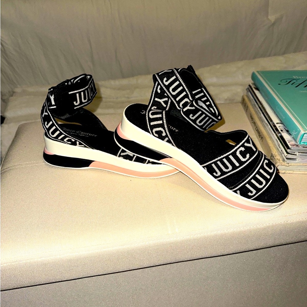 Juicy Couture sandals